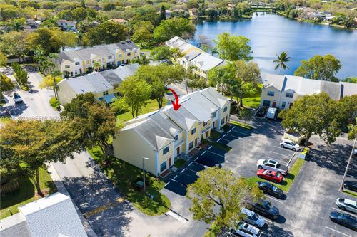 2881 Cambridge Ln, Hollywood, FL, 33026-3743 | Card Image