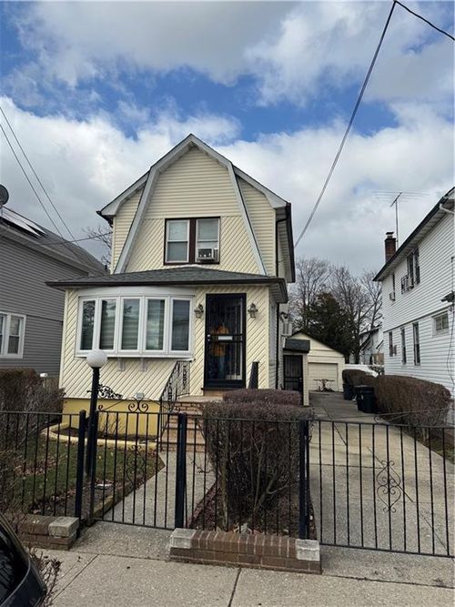 178-41 Crandall Avenue, Queens, NY, 11434 | Card Image