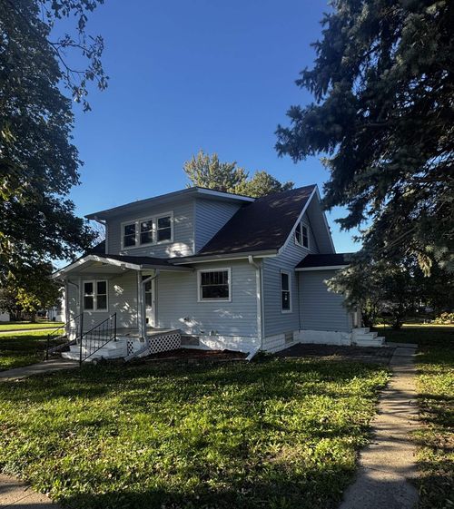 116 W D St, David City, NE, 68632-1512 | Card Image