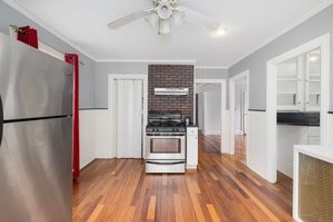 25 Tecumseh St, House other with 3 bedrooms, 2 bathrooms and null parking in Providence RI | Image 11