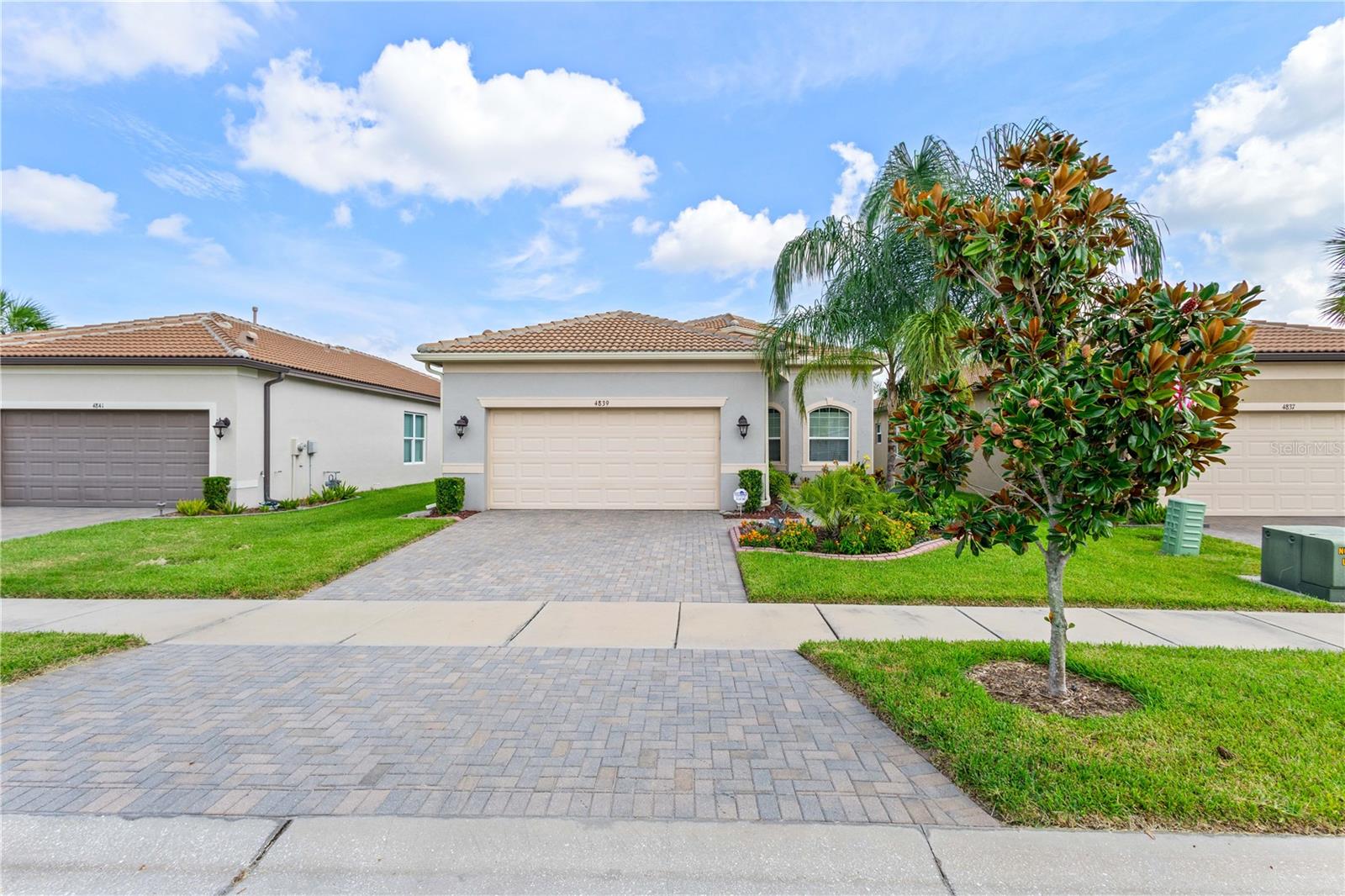 Sevilla Shores Dr, Wimauma, FL 33598