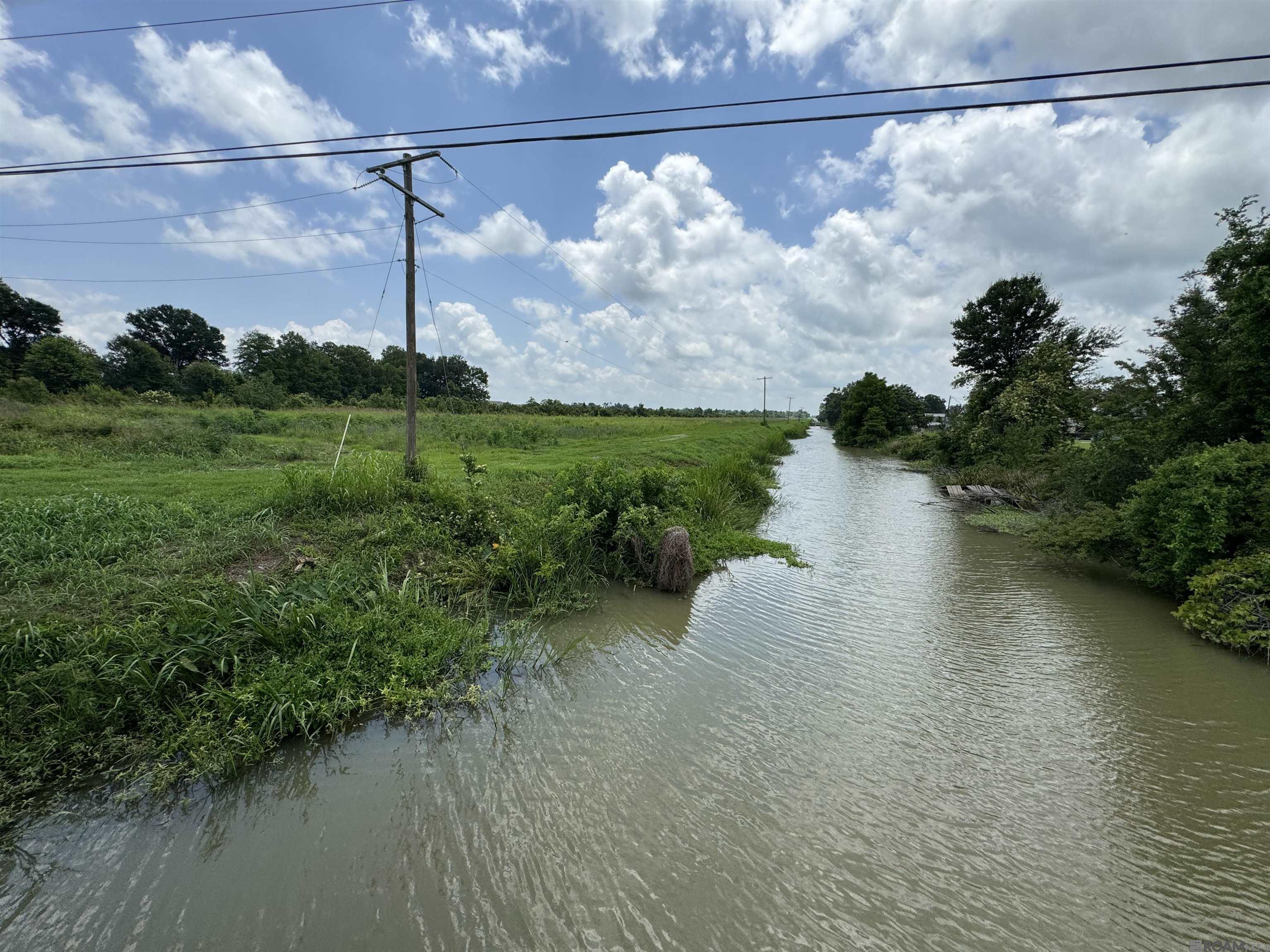 Land in Raceland