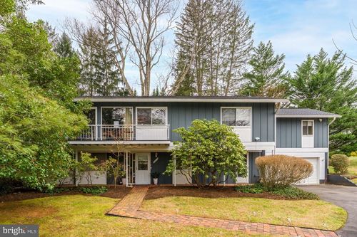 9812 Betteker Ln, POTOMAC, MD, 20854-2124 | Card Image