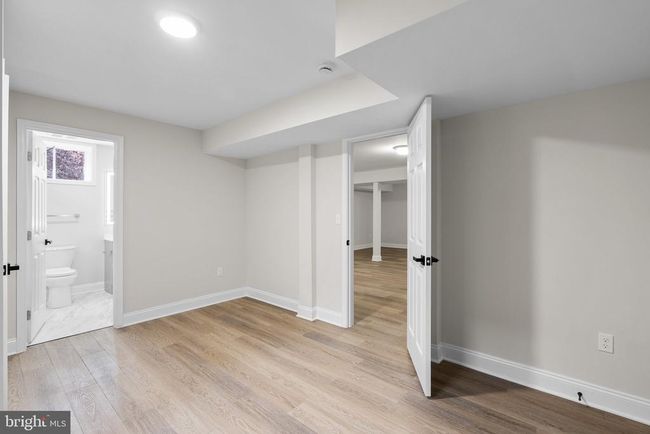 13813 Rippling Brook Dr, House other with 7 bedrooms, 6 bathrooms and null parking in SILVER SPRING MD | Image 43