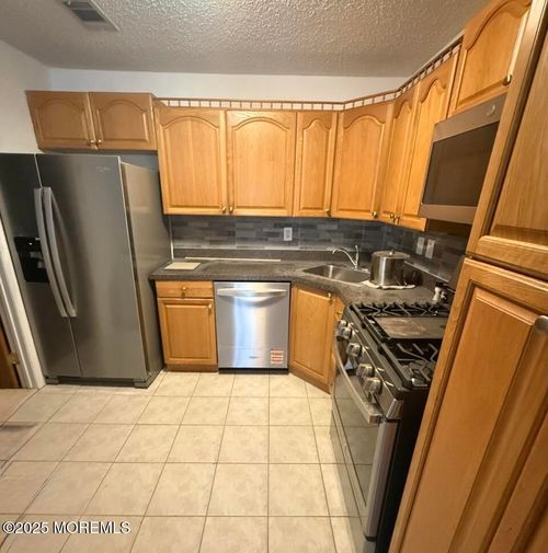 177 Augusta Ct, Freehold, NJ, 07728-3631 | Card Image