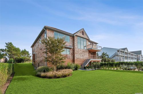 451 Dune Rd, Westhampton Beach, NY, 11978-2929 | Card Image