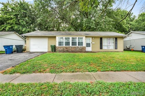 2516 Northbridge Ct, Granite City, IL, 62040-6140 | Card Image