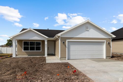 66-837 N 980 W, Tremonton, UT, 84337-2585 | Card Image