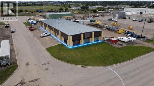 4201 52 Street, Lloydminster, SK, S9V2B4 | Card Image