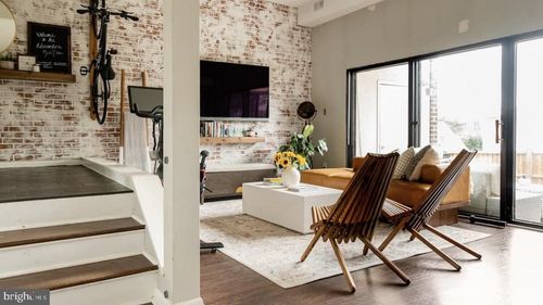 apt-101-114 Roberts Ln, ALEXANDRIA, VA, 22314-4625 | Card Image