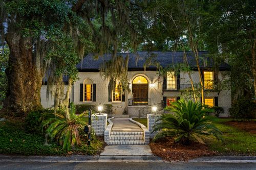 111 Seven Oaks Ln, Summerville, SC, 29485-8515 | Card Image