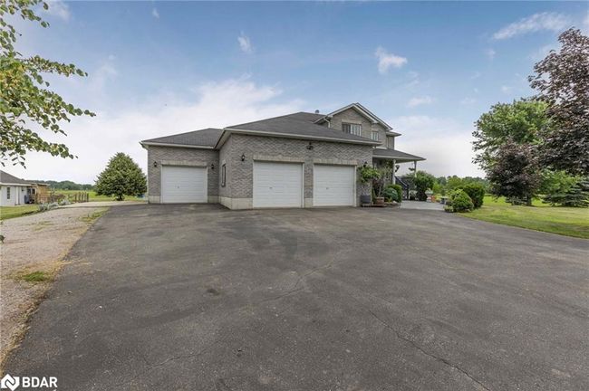 3805 Concession Rd 7, House other with 4 bedrooms, 4 bathrooms and 20 parking in Loretto ON | Image 6