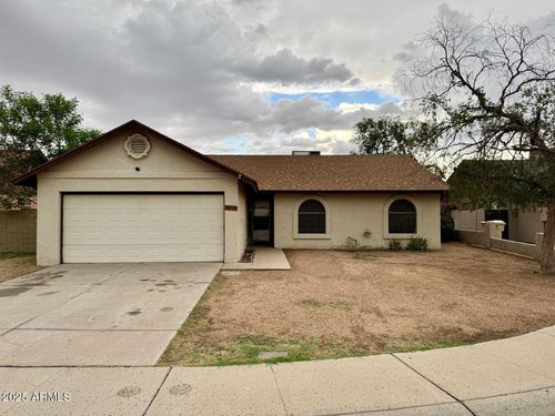 6914 W Tuckey Ln, Glendale, AZ, 85303-3653 | Card Image