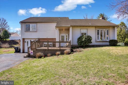 6104 Jefferson Drive, READING, PA, 19606 | Card Image