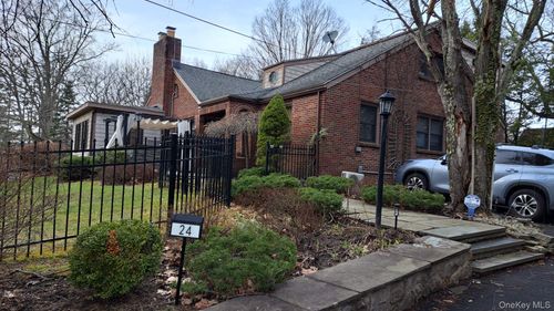 24 Highland Dr, South Fallsburg, NY, 12779-5800 | Card Image