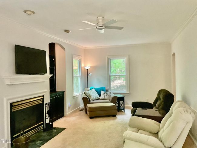 Family Room | Image 17