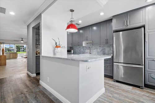 apt-103-1395 Sw 27th Ave, Delray Beach, FL, 33445-5818 | Card Image