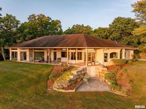 28176 226th St, Le Claire, IA, 52753-9191 | Card Image