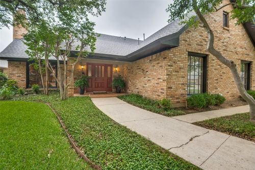 1420 Porto Bello Ct, Arlington, TX, 76012-2725 | Card Image