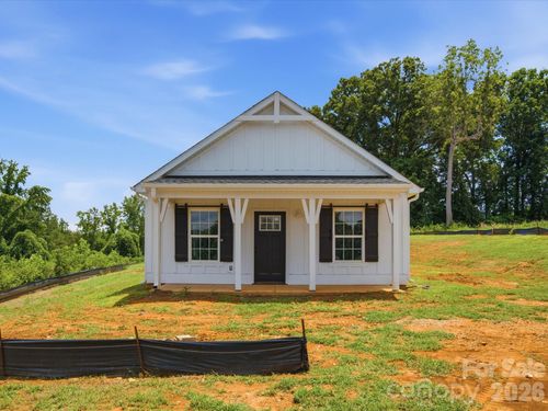 1432 Blackbird Dr, Clover, SC, 29710-8407 | Card Image
