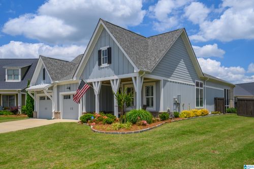 9016 Steven St, HOOVER, AL, 35244-3800 | Card Image