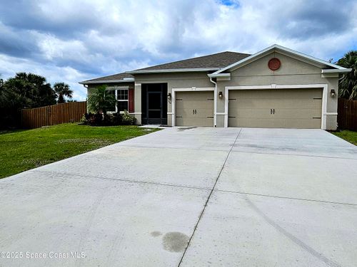 3360 Fruitland Avenue Sw, PALM BAY, FL, 32908 | Card Image