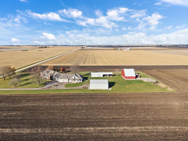 550 Maplewood Rd, House other with 6 bedrooms, 6 bathrooms and 3 parking in Somonauk IL | Image 79