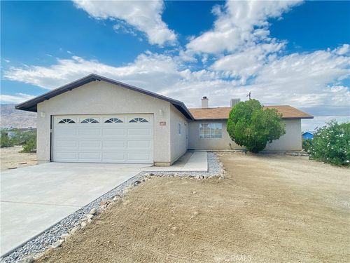 6758 Saladin Ave, Twentynine Palms, CA, 92277 | Card Image