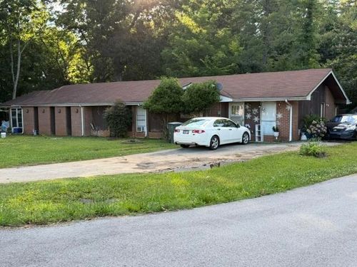 4719 Metro Park Ln, Hixson, TN, 37343-5153 | Card Image