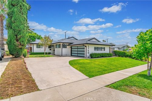 1740 E Francis Ave, La Habra, CA, 90631-4114 | Card Image
