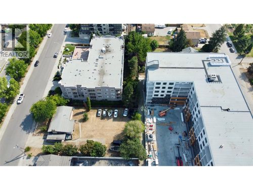 2110 Vasile Rd, Kelowna, BC, V1Y6H5 | Card Image