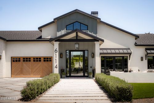 6114 E Calle Del Norte, Scottsdale, AZ, 85251-3026 | Card Image
