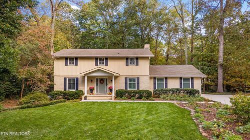 300 Corby Ln, Farragut, TN, 37934-2718 | Card Image