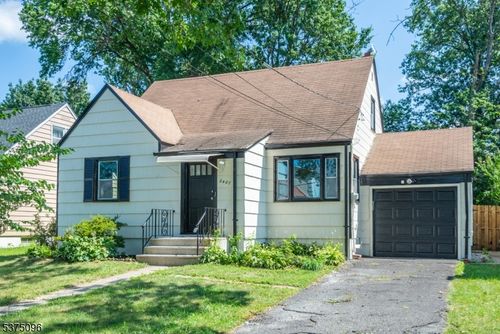 2407 Dorchester Rd, Union, NJ, 07083-5021 | Card Image