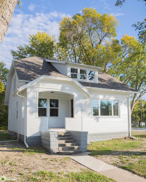 1404 Washington St, Hamburg, IA, 51640-1342 | Card Image