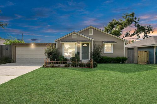 2322 Haldane Dr, Houston, TX, 77055-1317 | Card Image