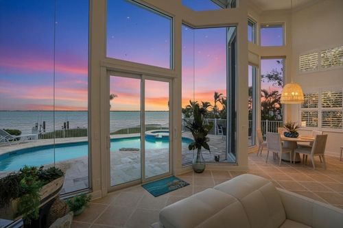 3636 Fair Oaks Pl, LONGBOAT KEY, FL, 34228-4151 | Card Image