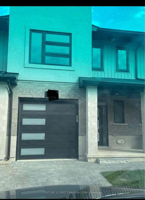 {{alt}} | Card Image