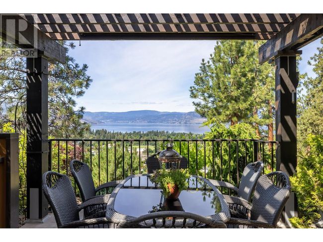 983 Westpoint Dr, House other with 4 bedrooms, 6 bathrooms and 2 parking in Kelowna BC | Image 30