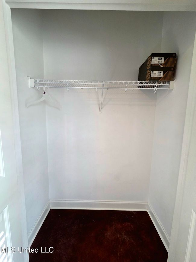 Guest bedroom 1 closet | Image 17
