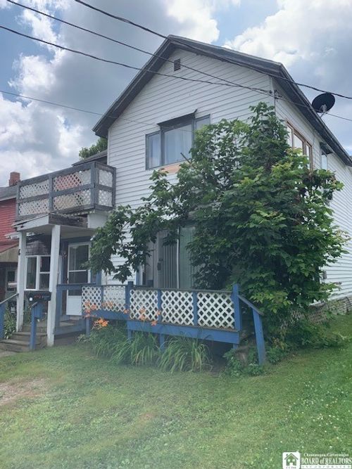 6 Dean St, Randolph, NY, 14772-1304 | Card Image