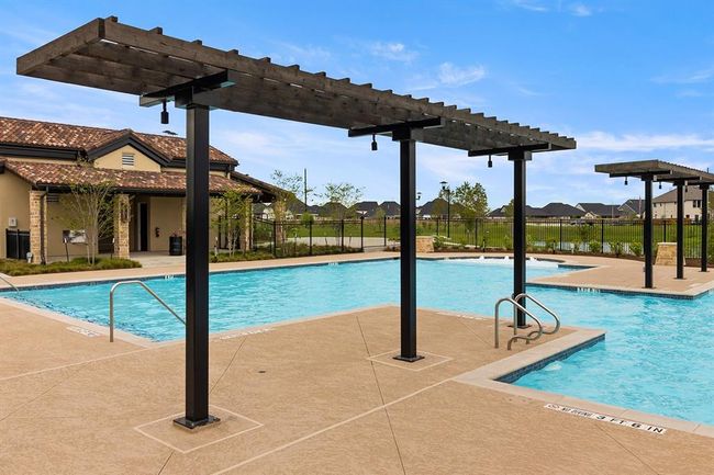 13711 Flint Hollow Dr, House other with 4 bedrooms, 4 bathrooms and 3 parking in Cypress TX | Image 12