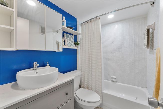 APT-203 - 7750 W Mcnab Rd, Condo with 2 bedrooms, 2 bathrooms and null parking in Tamarac FL | Image 11