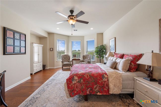 182 Emma Loop, House other with 4 bedrooms, 4 bathrooms and null parking in Austin TX | Image 7
