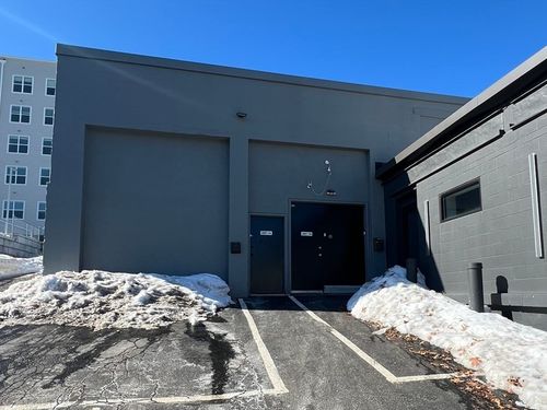 1b-55 Pond St, Waltham, MA, 02451-4598 | Card Image