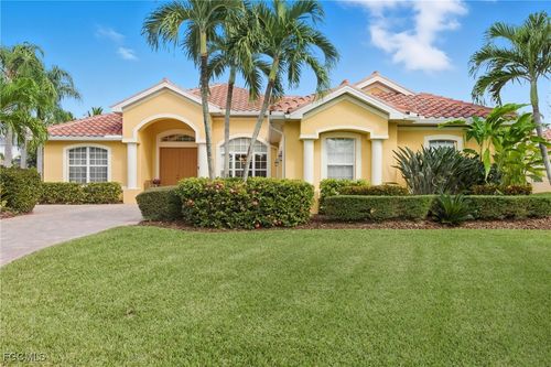 9836 Los Altos Ct, FORT MYERS, FL, 33919-7725 | Card Image