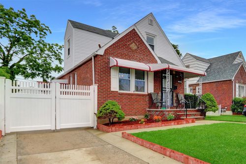 119 230th St, Cambria Heights, NY, 11411 | Card Image