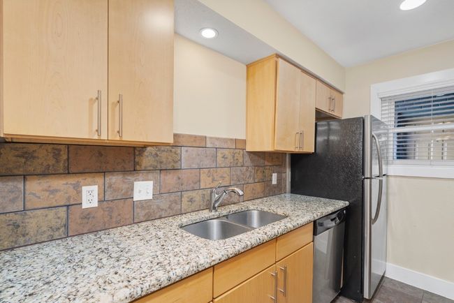 APT-110 - 3815 Guadalupe St, Condo with 2 bedrooms, 1 bathrooms and 2 parking in Austin TX | Image 9