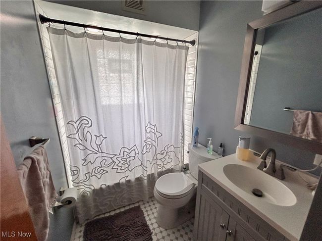 622 Jones St, House other with 3 bedrooms, 2 bathrooms and null parking in Hubbard OH | Image 11