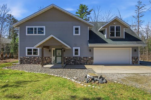 W8895 N Lake Rd, Greenwood, WI, 54437-8653 | Card Image